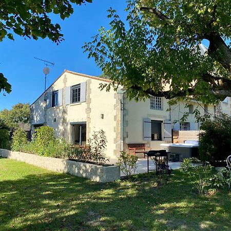 La Maison Du Champ De Beaumont Galgon Esterno foto