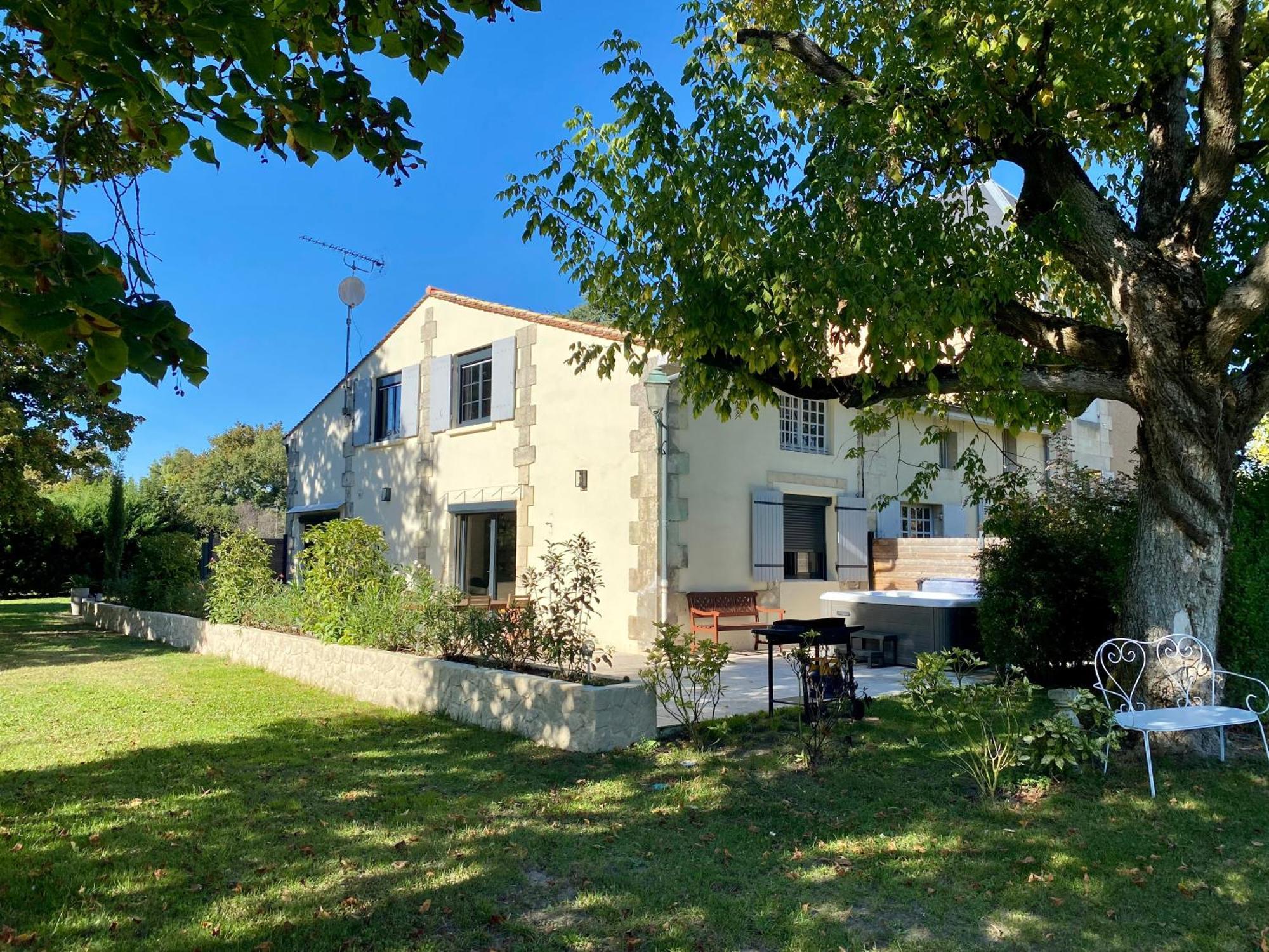 La Maison Du Champ De Beaumont Galgon Esterno foto